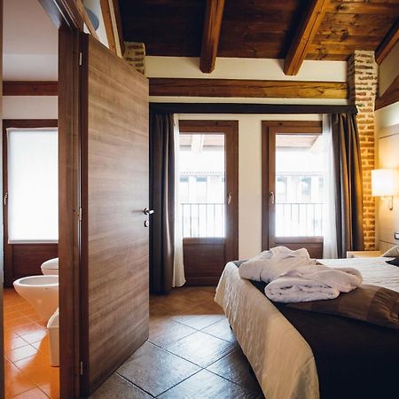Hotel Ultimo Borgo Settimo Torinese Exterior photo