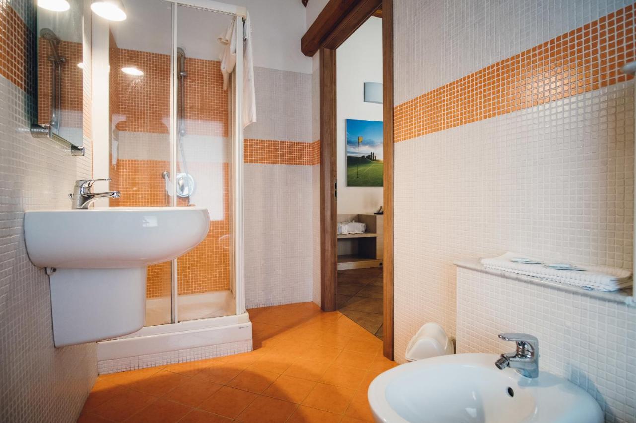 Hotel Ultimo Borgo Settimo Torinese Exterior photo