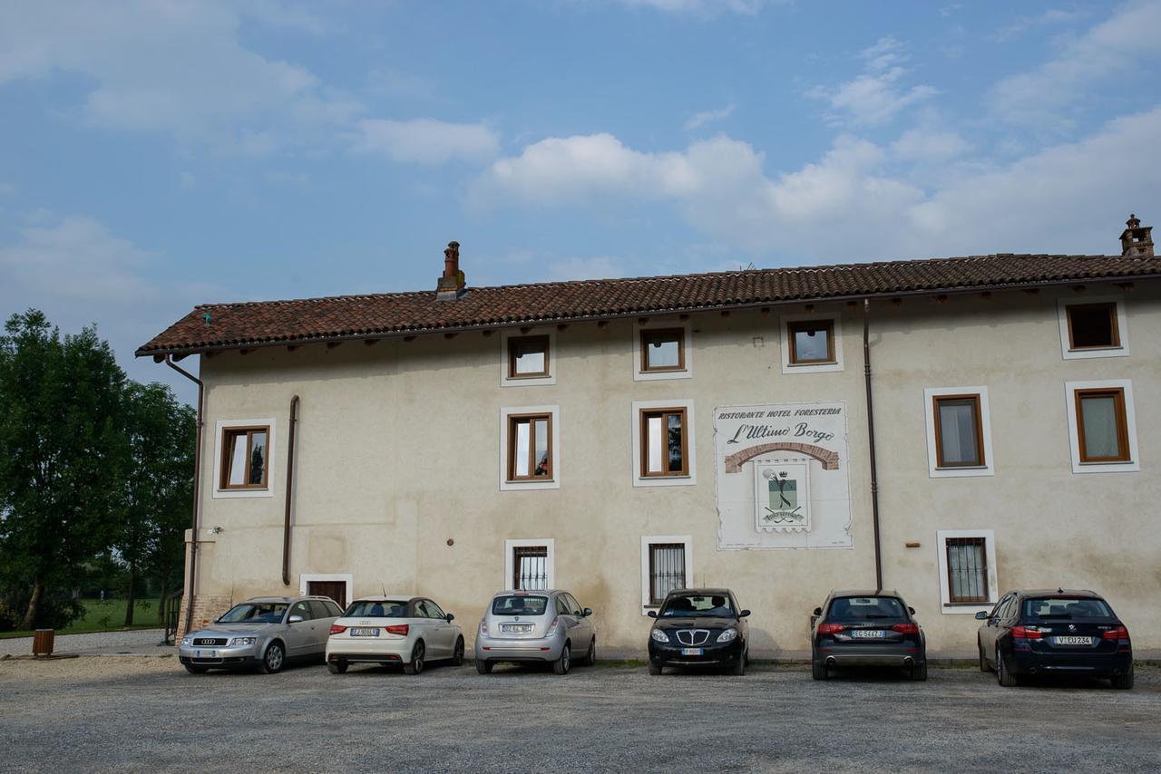 Hotel Ultimo Borgo Settimo Torinese Exterior photo